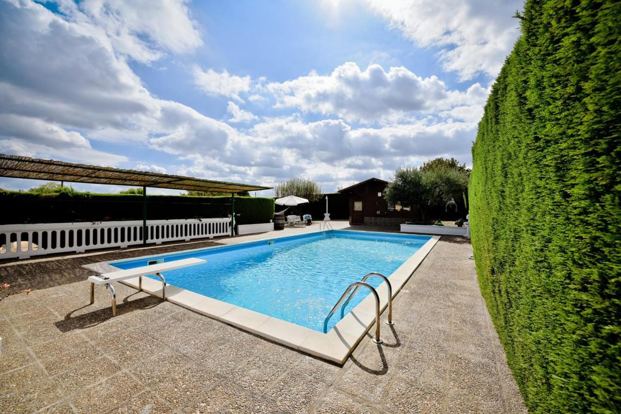 I Cinque Trulli With Swimming Pool Villa Martina Franca Eksteriør bilde