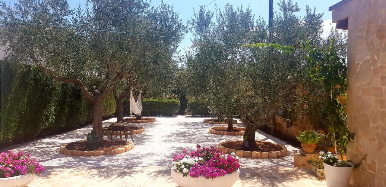 I Cinque Trulli With Swimming Pool Villa Martina Franca Eksteriør bilde