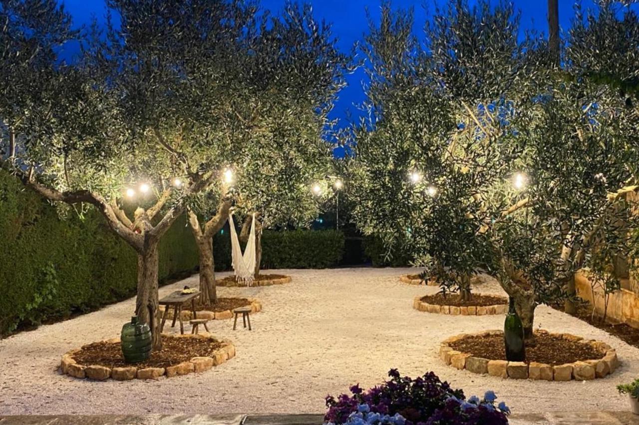 I Cinque Trulli With Swimming Pool Villa Martina Franca Eksteriør bilde